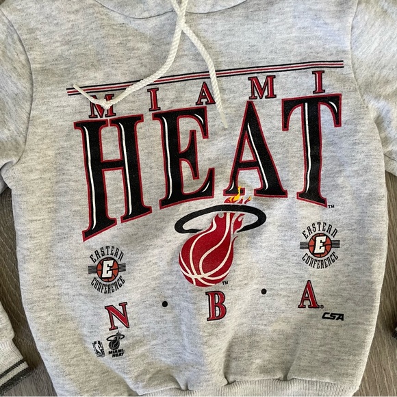 NBA Miami Heat Basketball Kids Pullover Hoodie Sweatshirt Size 7 Made in USA - Picture 2 of 6